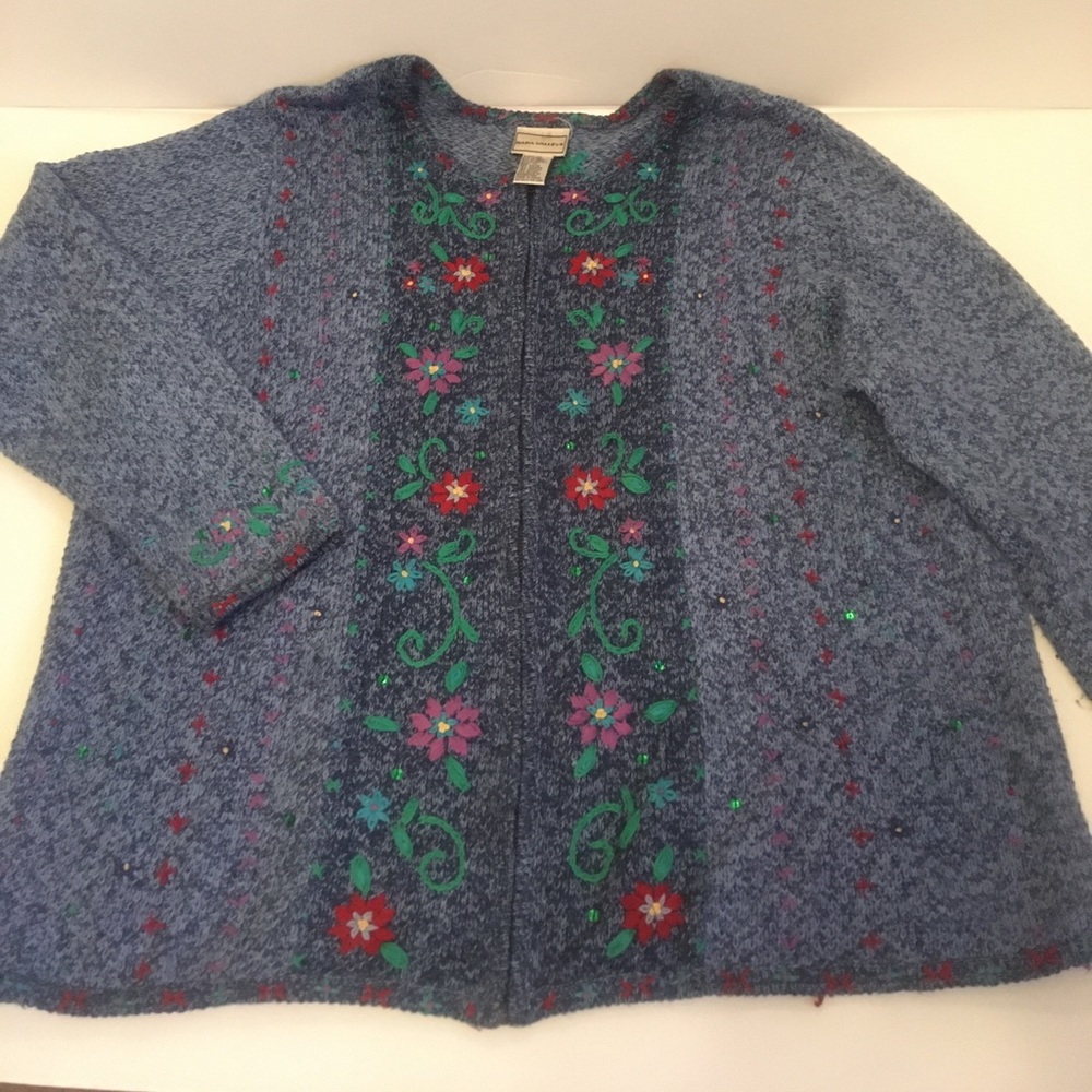 Nappa Valley Woman’s Holiday Sweater